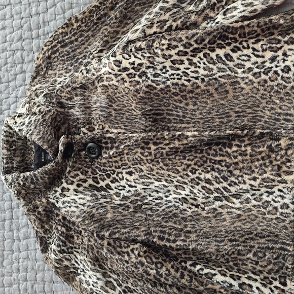 DREW Crop Jacket - Picture 2 of 13